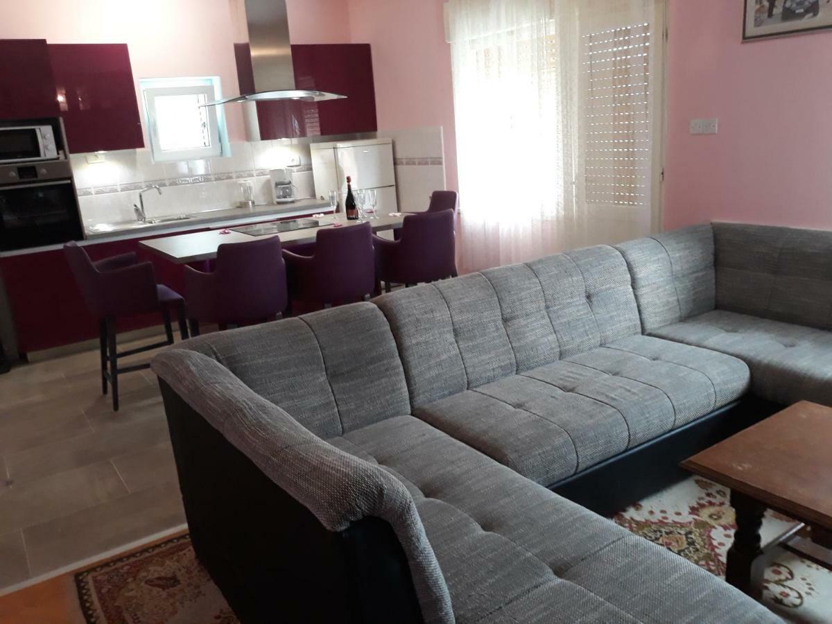Apartment Vana Trogir Exterior foto